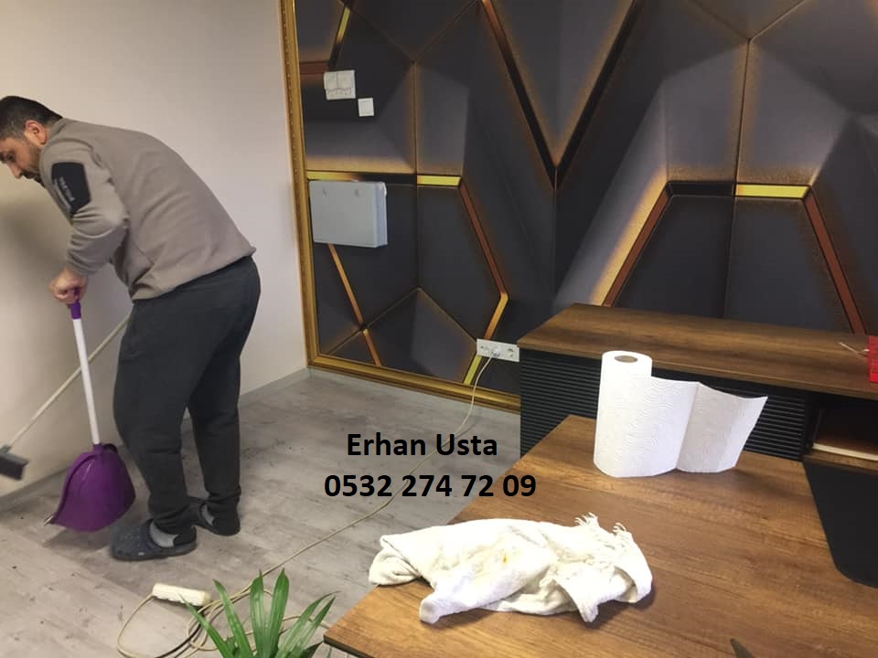 Duvar Kağıt Tutkal Lekesi
